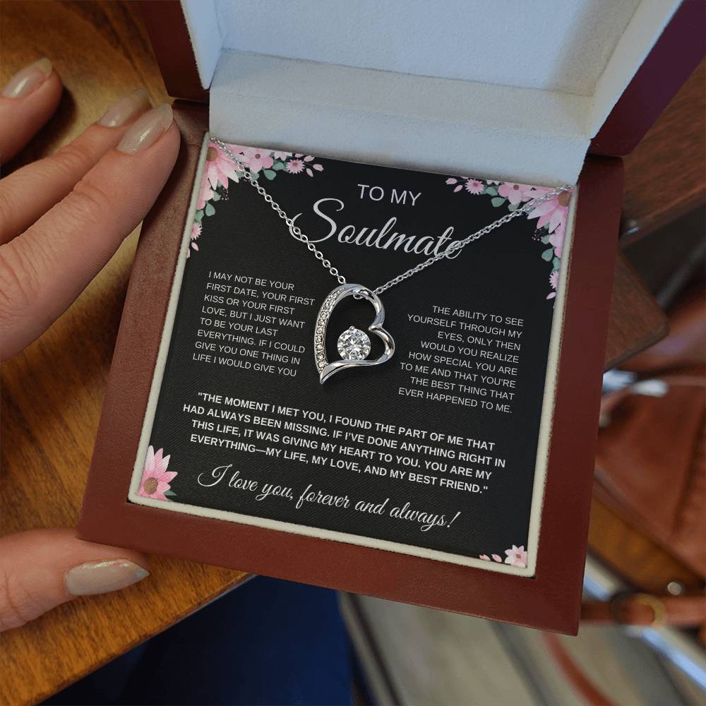 Eternal Heart Necklace Gift